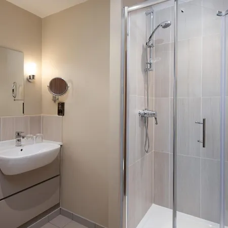 イン The - The Collection Group