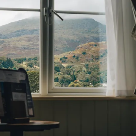 イン The - The Collection Group コニストン