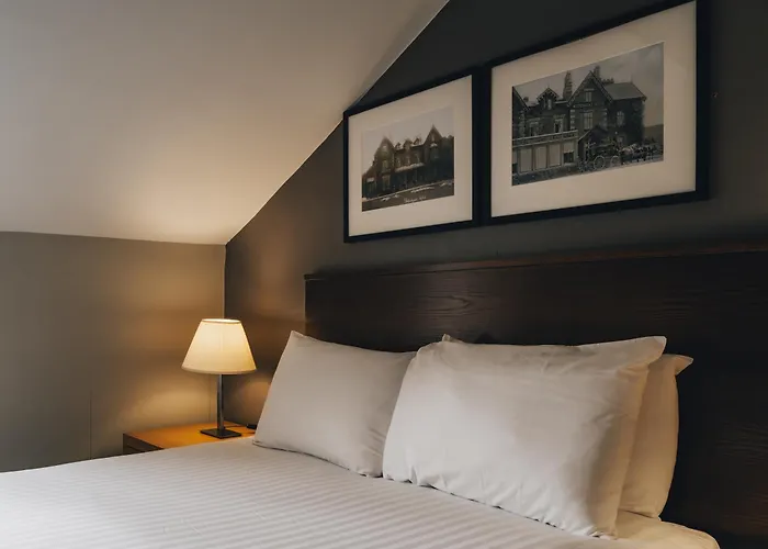 The - The Collection Group Inn